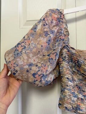 Astr Floral Smocked Top in Blush, Blue and Peach